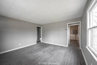 2842 N Keystone Ave in Indianapolis, IN - Building Photo - Building Photo