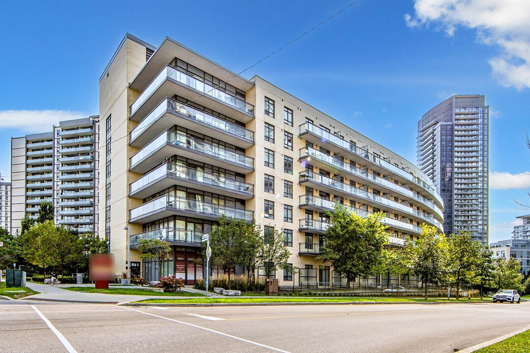 Forest Suites in Toronto, ON - Building Photo