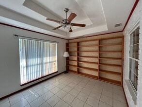 1806 Post Oaks Rd in Edinburg, TX - Building Photo - Building Photo