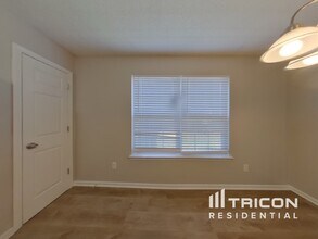 409 Kara Ln in Mcdonough, GA - Building Photo - Building Photo