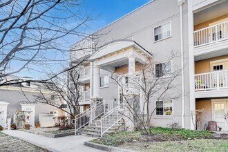 4139 S Four Mile Run Dr in Arlington, VA - Building Photo - Building Photo