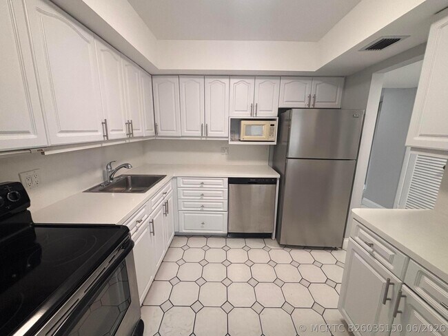 property at 6100 S Falls Cir Dr