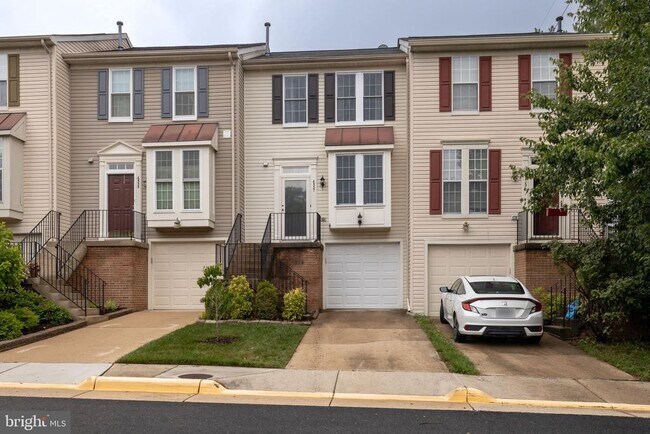 property at 6537 Parish Glebe Ln