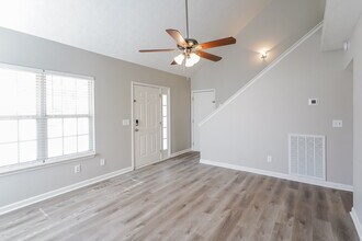 146 Homestead Pl in Hendersonville, TN - Foto de edificio - Building Photo