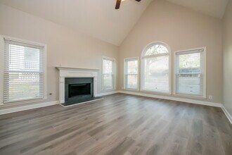 79 High Point N in Newnan, GA - Building Photo - Building Photo