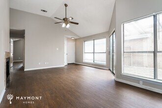 4713 Poppy Dr E in Fort Worth, TX - Building Photo - Building Photo