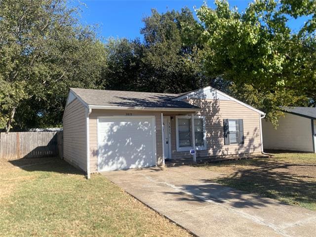 3815 Lovingood Dr in Dallas, TX - Building Photo - Building Photo