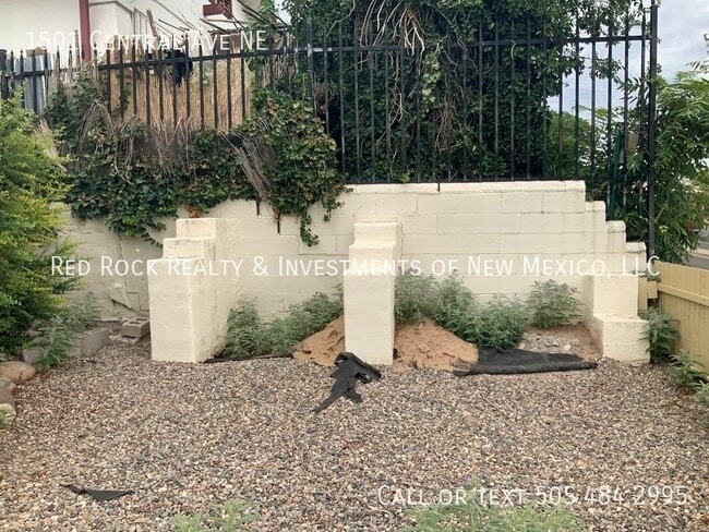 1501 Central Ave NE in Albuquerque, NM - Building Photo - Building Photo