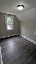 3854 W 40th St in Cleveland, OH - Building Photo - Building Photo