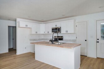 434 W Normal St in Springfield, MO - Building Photo - Building Photo