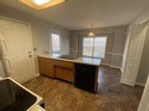 445 Cranklen Cir in Clarksville, TN - Building Photo - Building Photo