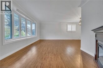 88 Glen Lake Crescent in Kitchener, ON - Building Photo - Building Photo