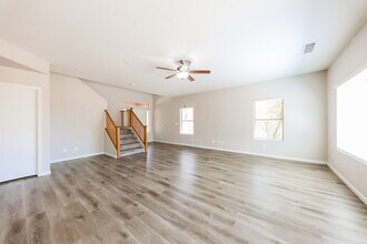 16801 W Statler St in Surprise, AZ - Foto de edificio - Building Photo