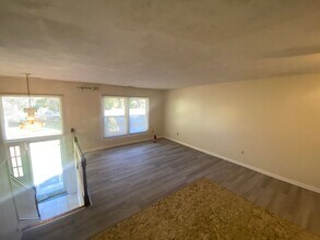 1107 Roanoke St E in Blacksburg, VA - Building Photo - Building Photo