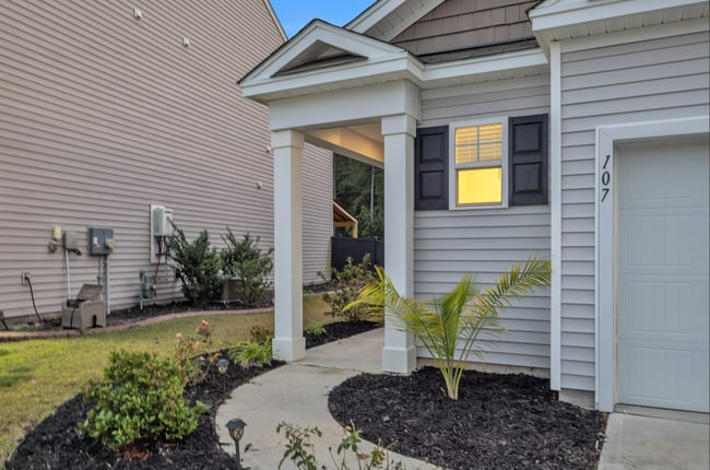 107 Blossom Wood Ln in Summerville, SC - Building Photo - Building Photo