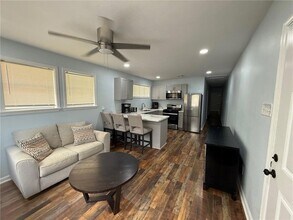 832 Vallette St in New Orleans, LA - Building Photo - Building Photo