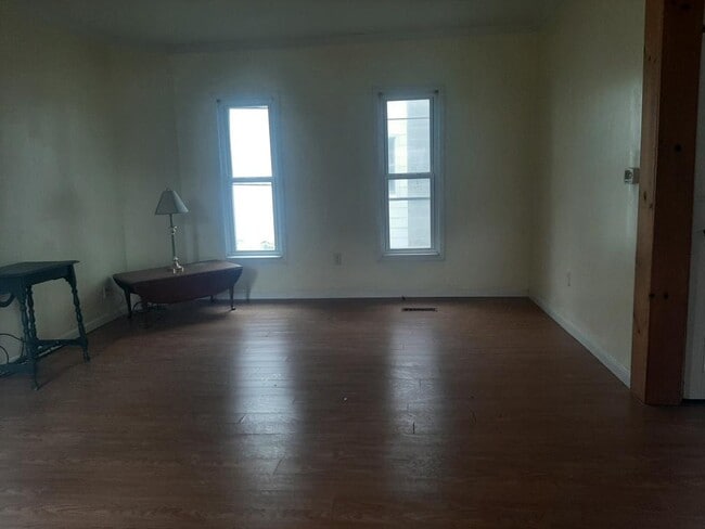 302 E 2nd St in Corning, NY - Building Photo - Building Photo