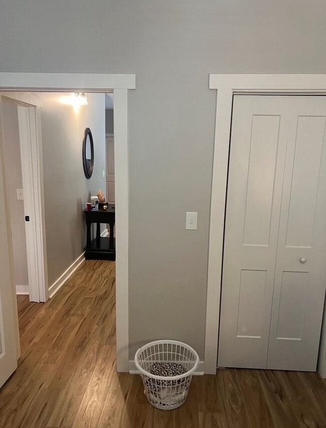 1917 W Madison St in Louisville, KY - Building Photo - Building Photo