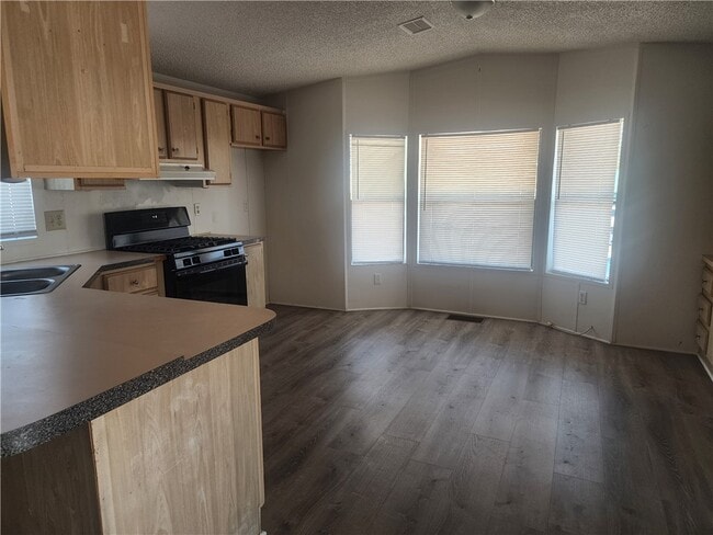 691 Church St in Bullhead City, AZ - Building Photo - Building Photo