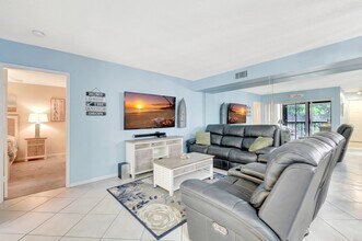 6586 Southurst Terrace in Delray Beach, FL - Building Photo - Building Photo
