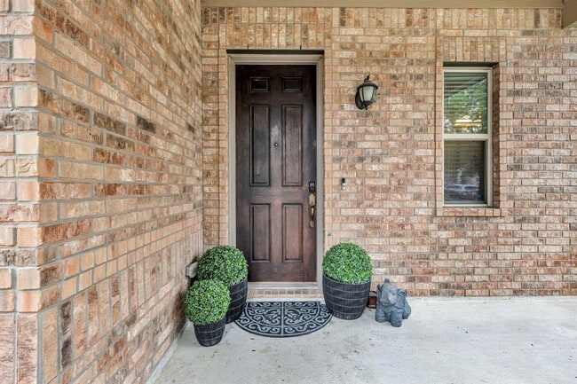 4330 Lake Cypress Cir in Houston, TX - Building Photo - Building Photo
