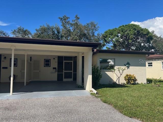 3521 Silver Pine Ct in Sarasota, FL - Building Photo