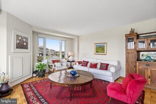 2475 Virginia Ave NW in Washington, DC - Building Photo
