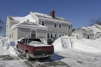 Snug Harbor in Quincy, MA - Foto de edificio - Building Photo