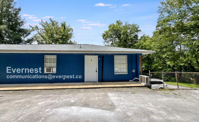 5727 N Morgan Ln in Chattanooga, TN - Building Photo