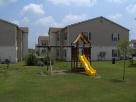 Ingleside Apartments For Rent From 400 Tx Portside Villas Apartments