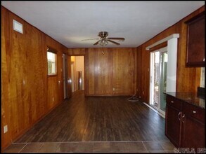 9010 W Markham St in Little Rock, AR - Building Photo - Building Photo