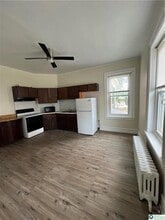 1426 Walnut St in Allentown, PA - Building Photo - Building Photo