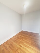 56 Gardner Ave, Unit 2 in Jersey City, NJ - Building Photo - Building Photo