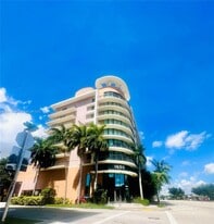 1690 SW 27th Ave, Unit 806 in Miami, FL - Building Photo