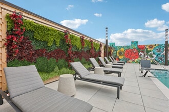 Chandler Residences in Roswell, GA - Foto de edificio - Building Photo