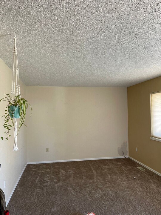 720 Yarbrough St in Canon City, CO - Building Photo