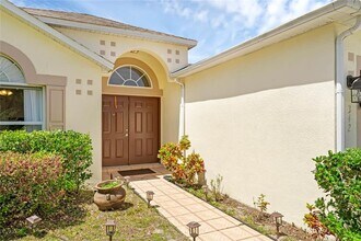 342 Pleasant Gardens Dr in Apopka, FL - Building Photo - Building Photo