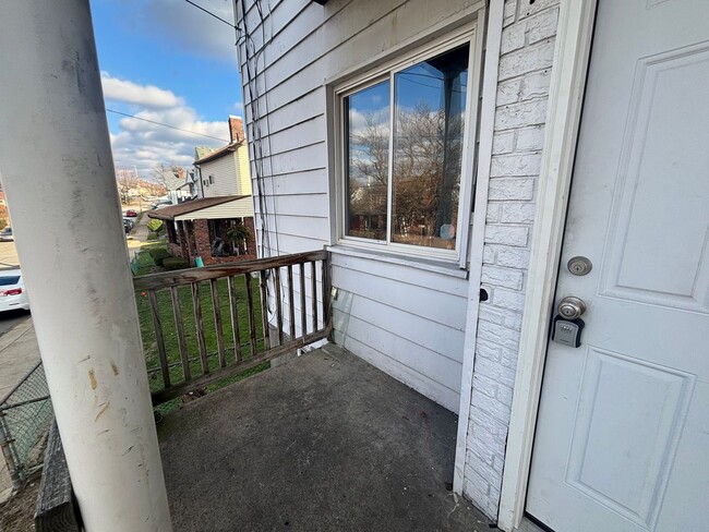 310 E 16th Ave in Homestead, PA - Building Photo - Building Photo