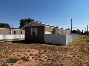 3625 Cesar Chavez Dr in Clovis, NM - Building Photo - Building Photo