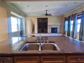 3448 Trego Ct in Simi Valley, CA - Foto de edificio - Building Photo