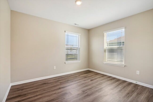 523 Marsh Aster Dr in Greenfield, IN - Foto de edificio - Building Photo