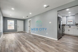 1635 Durrett St in Dallas, TX - Building Photo - Building Photo