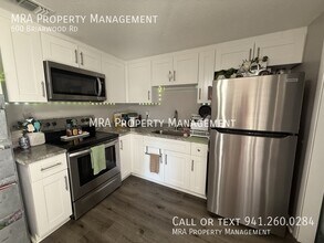 600 Briarwood Rd in Venice, FL - Building Photo - Building Photo