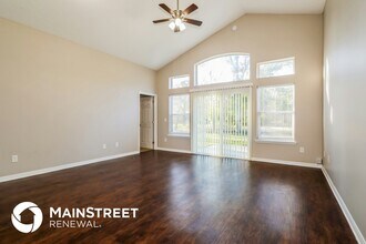 7650 Dover Cliff Dr S in Jacksonville, FL - Foto de edificio - Building Photo