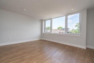 334 Harvard St, Unit A6 in Cambridge, MA - Foto de edificio - Building Photo