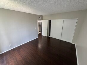Hancock Villa in Los Angeles, CA - Building Photo - Building Photo