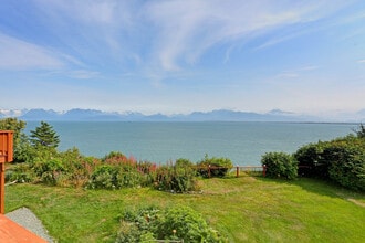 3101 Kachemak Dr, Unit B in Homer, AK - Building Photo - Building Photo
