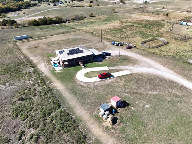 528 Co Rd 4227 in Decatur, TX - Building Photo - Building Photo