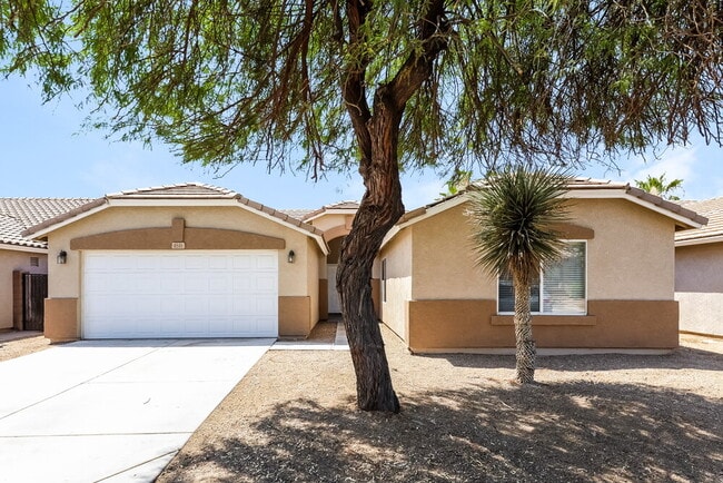 property at 6531 W Hess St