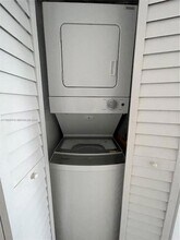 821 NW 46th Ave in Plantation, FL - Foto de edificio - Building Photo